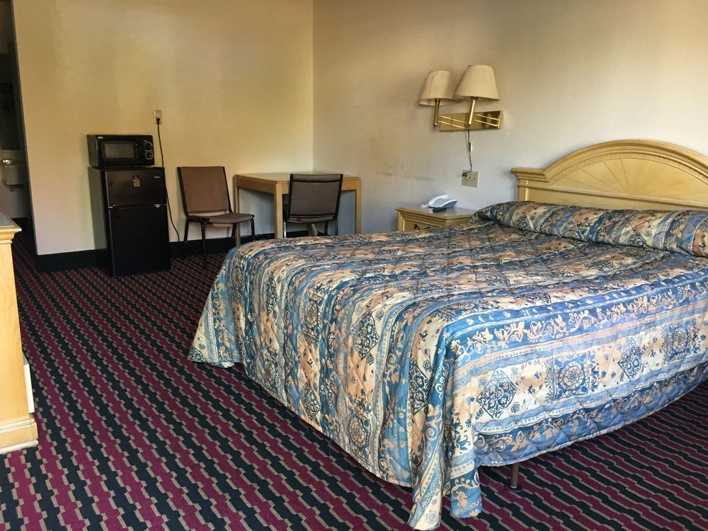Motel Quality Quarters By Oyo Ky I-75 2*